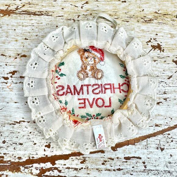 VTG Russ Christmas Love Santa Bear Circle Lace Ornament Embroidered - Picture 3 of 8